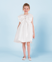  Elegant White Bow Dress | SIZE 1-2